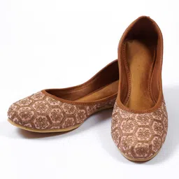ravis Embroidered Comfortable Latest Collection Jutis For Women-picture-38