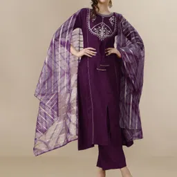 youthnic Women Silk Blend Kurta Palazzo Dupatta Set-picture-4