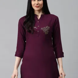 HIGHLIGHT FASHION EXPORT Women Burgundy Handwork Yoke Design Kurta-picture-58