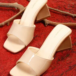 Bruno Manetti Cream-Coloured PU Block Mules-3