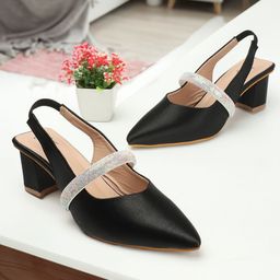 CHINRAAG Textured Suede Ethnic Block Pumps with Buckles-21