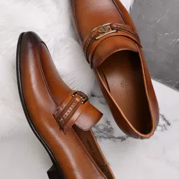 Cobblerz Men Buckle Detailed Leather Loafers-picture-17