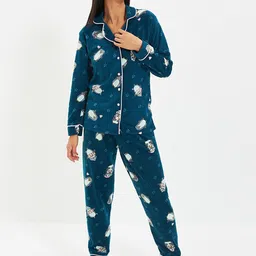 Trendyol Conversational Printed Night Suit-image-17