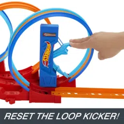 hot wheels Ultra Hots Loop Madness with 3 Loops & 1 Toy Car image 4
