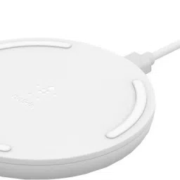 BELKIN Boost 15 W Fast Wireless, White (WIA002BTWH - AC Adapter Not Included) Charging Pad-image-35