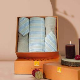 maspar Blue Assorted 144 TC Cotton King Bedsheet With 2 Pillow Covers,2 Bath Towels And 1 Box-picture-7