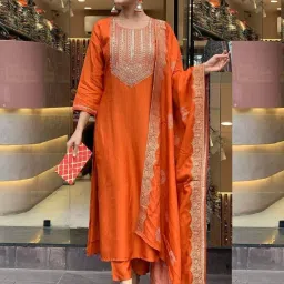 Women Silk Blend Kurta Pant Dupatta Set-picture-27