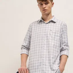 THE BEAR HOUSE Men Tailored Fit Checked Spread Collar Formal Shirt-image-76