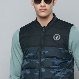 Skechers Men Navy Blue GOWALK TRAIL Camouflage Print Sleeveless Padded Jacket-image-39