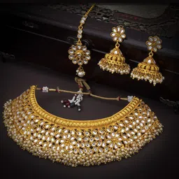Sukkhi Gold-Plated White Kundan & Pearl Studded Antique Jewellery Set-30