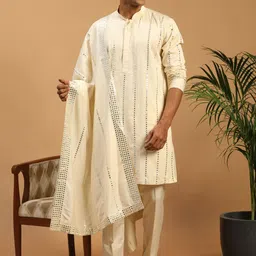 SHRESTHA BY VASTRAMAY Men Cream-Coloured Embroidered Kurta with Trousers & Dupatta-picture-36
