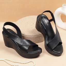 Monrow Textured Wedge Heels image 2
