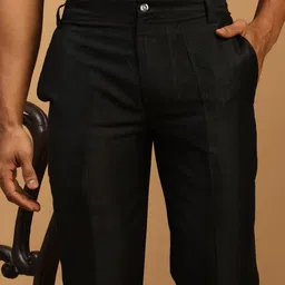 SHRESTHA BY VASTRAMAY Men Black Embroidered Mirror Work Kurta with Pyjamas & Dupatta image 5