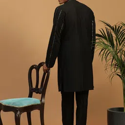 SHRESTHA BY VASTRAMAY Men Black Embroidered Mirror Work Kurta with Pyjamas & Dupatta image 2