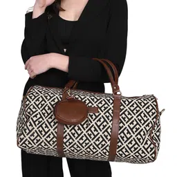 MINI WESST Geometric Printed Leather Duffle Bag-7