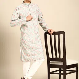 MANQ Abstract Printed Mandarin Collar Long Sleeve Straight Kurta image 5