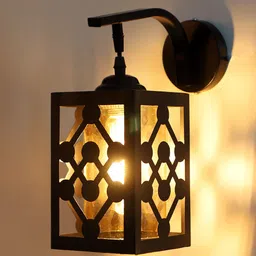 MFD HOME FURNISHING Gold-Toned & Black Textured Square Wall Lamp-image-98