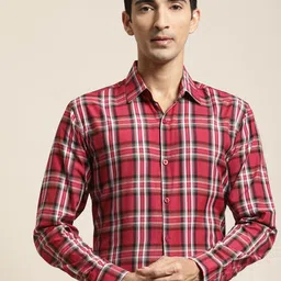 SOJANYA Men Coral Red & Off-White Cotton Classic Fit Checked Formal Shirt-picture-0