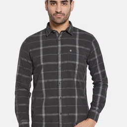 METTLE Men Spread Collar Checked Cotton Casual Shirt-image-27