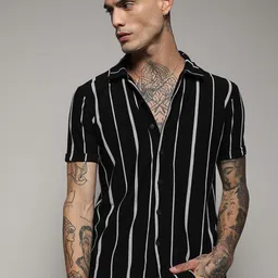 Campus Sutra Black Classic Vertical Stripes Cotton Casual Shirt-image-84