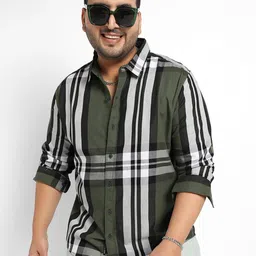 Instafab Plus Size Classic Regular Fit Tartan Checked Cotton Casual Shirt-picture-16