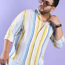 Instafab Plus Size Classic Regular Fit Geometric Printed Casual Shirt-image-94