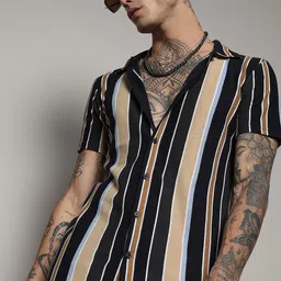 Campus Sutra Black Classic Vertical Stripes Cotton Casual Shirt-image-37