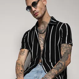 Campus Sutra Black Classic Vertical Stripes Cotton Casual Shirt-image-83