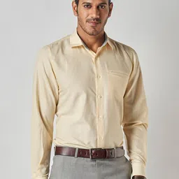 Bubber Blu Relaxed Fit Chambray Weaved Opaque Formal Shirt-image-62