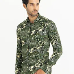 Snitch Green Abstract Printed Classic Slim Fit Casual Shirt-image-90