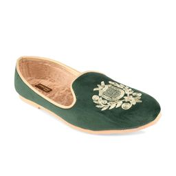 DESI COLOUR Men Embroidered Velvet Mojaris-50