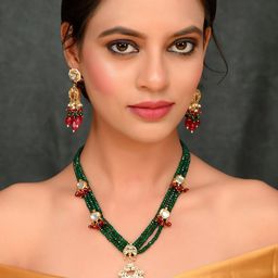 DASTOOR Gold-Plated Red & Green Kundan-Studded & Beaded Jewellery Set-13