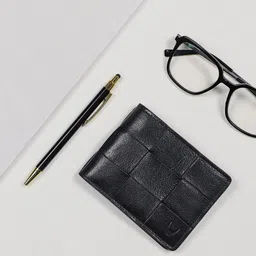 Hidesign Men Textured Leather Two Fold Wallet-picture-4