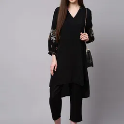 Modern Indian by CHEMISTRY Women Black Kurta Set with Sleeve Embroidery-picture-13