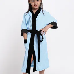 Creeva Solid Hooded Bath Robe-68