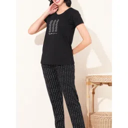 Quira Black Printed Regular T-Shirt and Pyjama-picture-28