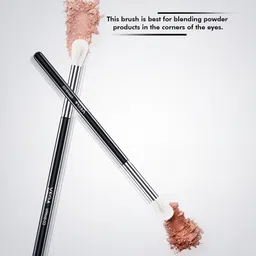 VEGA PROFESSIONAL VPPMB-03 Soft Bristles Eye Blender - Black image 3