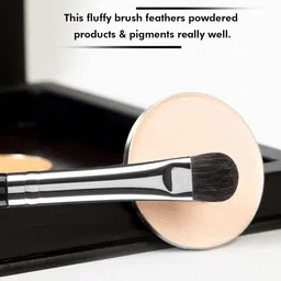 VEGA PROFESSIONAL VPPMB-02 Soft Bristles Eyelid Applicator Makeup Brush - Black image 4
