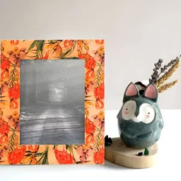 THE HOME CO. Peach & Green Printed Wooden Table Photo Frame-53