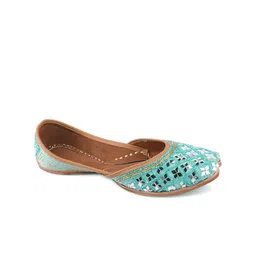 DESI COLOUR Women Embellished Ethnic Mojaris Flats-image-30