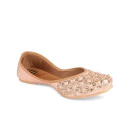 DESI COLOUR Women Embellished Ethnic Mojaris-image-49