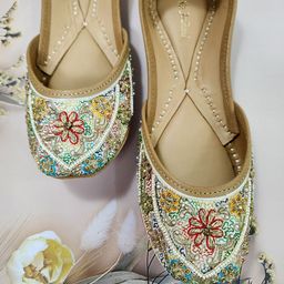 Fulkari Embellished Round Toe Leather Mojaris-image-99