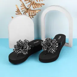 Metro Women Embellished Open Toe Flats-96