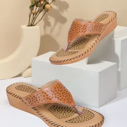 TRASE Women Tan Brown Floral Textured Ally Open Toe Flats-13