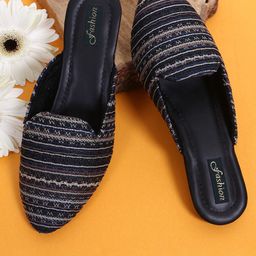 Ravis Dhagaa Embroidered Mules-12