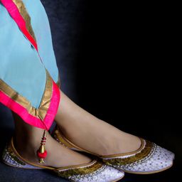 Sole Saga Embellished Leather Ethnic Mojaris-36