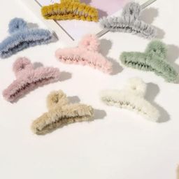 DN Creation Women Assorted Set of 6 Fur Fleece Claw Clip-3