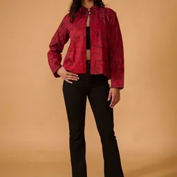 TSUCCHI TRADITIONS Abstract Printed Button Shrug-16