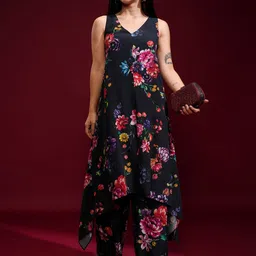 Vishudh Floral Printed Flared Kurta With Palazzos-43
