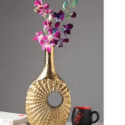 Decor de Maison GoldToned Metal Seashell Serenity Vase-2